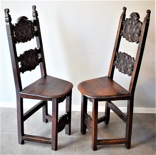 Pair of walnut Chairs Louis XIV 